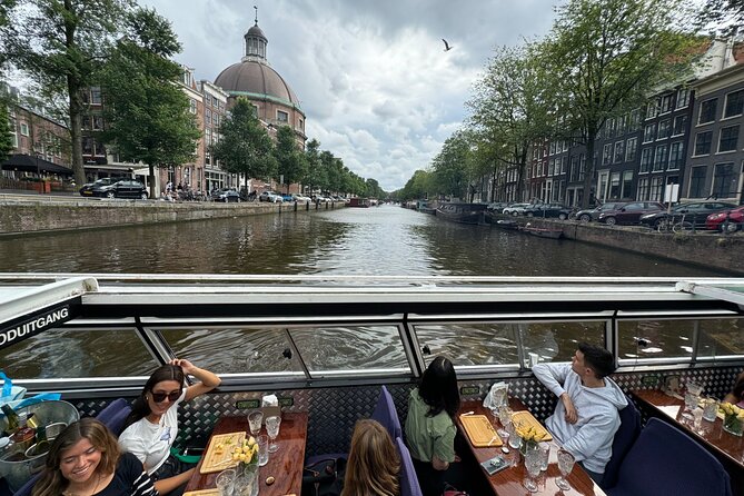 Amsterdam Cheese and Wine Canal Cruise - Jordaan: why this neighborhood looks different from the rest