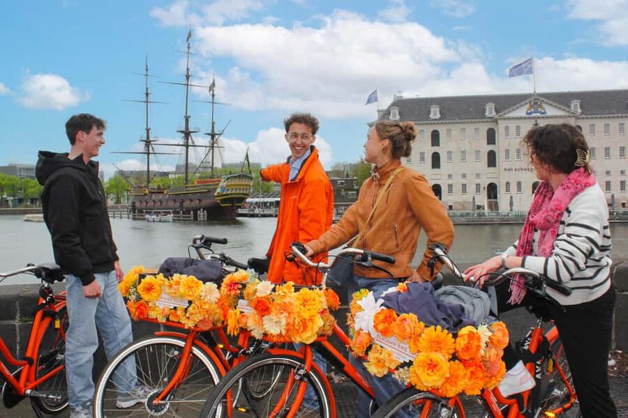 Amsterdam: Cheese Tasting, Windmill & Countryside Bike Tour - Meeting Point: Easy Start, Then You’re Riding