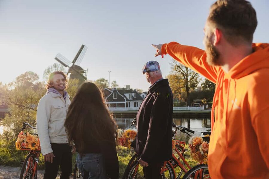 Amsterdam: Cheese, Windmill & Countryside Bike Tour - Getting Out of Amsterdam: North Holland by Bike in 3 Hours