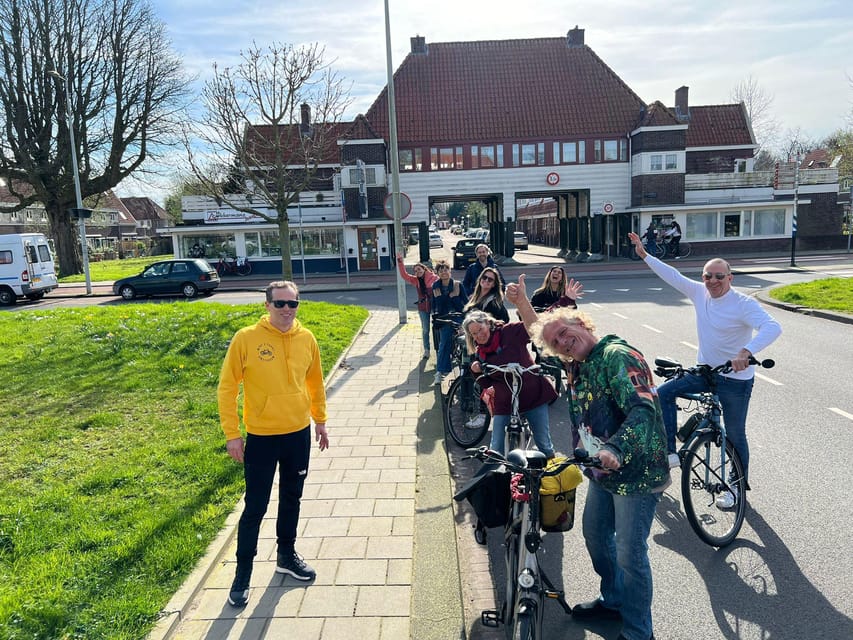 Amsterdam: Dutch Countryside E-Bike with Cheese & Clogs - Cheese Factory + Clogs: The Farm Stop You’ll Actually Remember