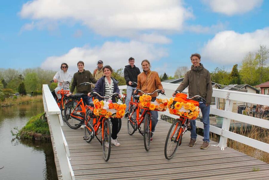 Amsterdam: E-Bike, Cheese, Windmill & Countryside Tour - Getting Started Smoothly: Meeting Point and E-Bike Basics