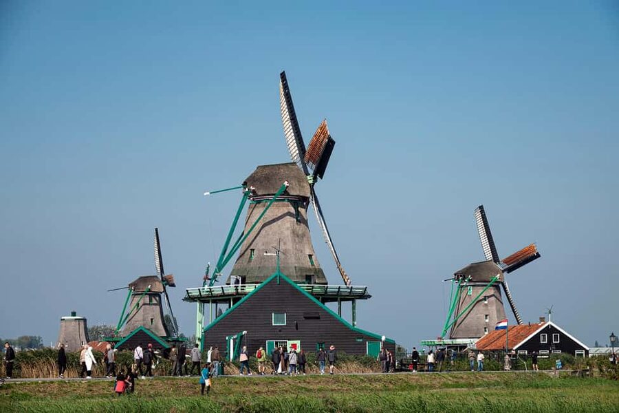 Amsterdam: Experience Zaanse Schans Windmills & Cheese Farm - Your On-Site Experience: Self-Guided Means You Decide the Pace
