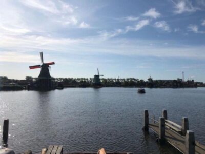 Amsterdam: Private tour Tulips, Keukenhof, Windmill & Cheese - Keukenhof in Lisse: 32 Hectares of Spring Color You Can Pace Yourself In