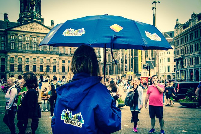 Amsterdam Walking Tour and Cruise with Drinks and Cheese Tasting - The Chinese Quarter and the Buddhist Temple area