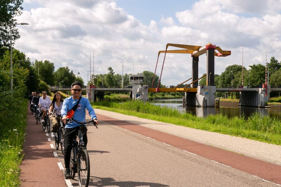 Amsterdam: Windmill, Cheese, and Countryside E-Bike Tour - Broek in Waterland: The Village Stop That Feels Like a Time Capsule