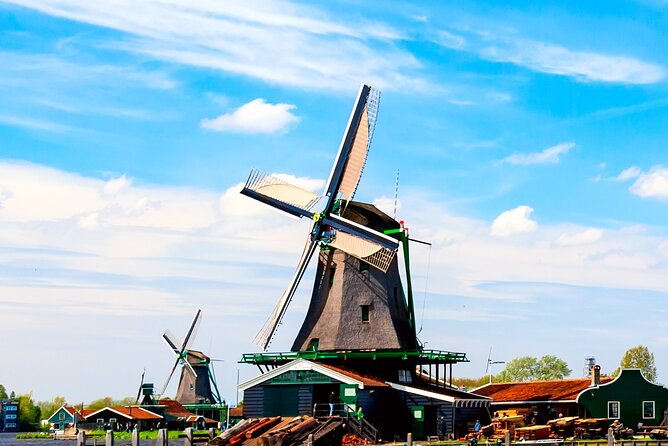 Amsterdam: Windmills, Cheese and Volendam Tour with Video Guide - Key Takeaways Before You Go