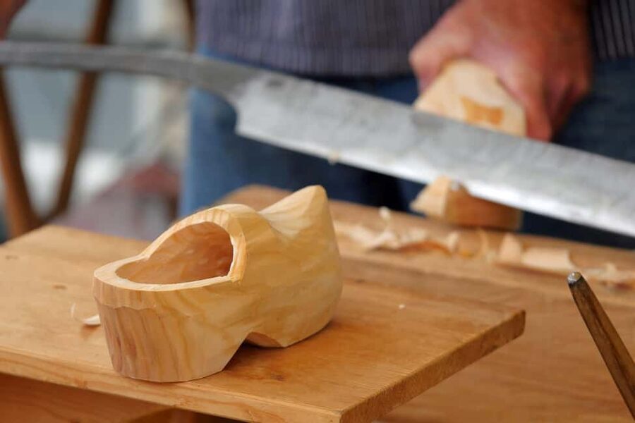 Amsterdam: Zaanse Schans, Cheese Tasting & Volendam Tour - The cheese farm part: live-making you can watch, then tastings you actually remember