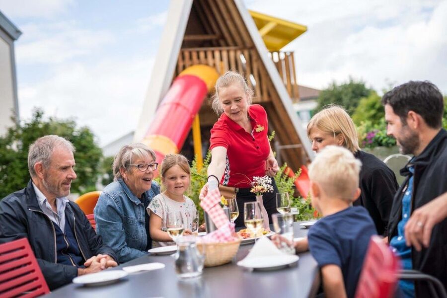 Appenzell: Appenzeller Demonstration Dairy Ticket & Tastings - Who This Experience Suits Best in Appenzell