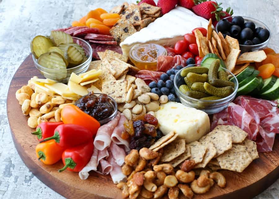 Auckland: Scenic Wine and Cheese Harbour Cruise - The Cheese, Charcuterie, and One Complimentary Drink