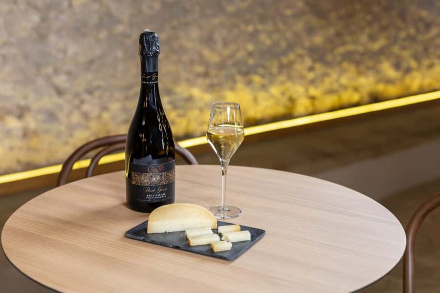 Barcelona: Cavas Hill - Winery Tour & Cheese Tasting - FAQ