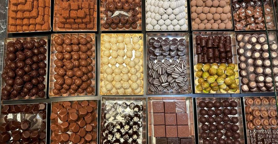 Basel: Cheese, Chocolate and Pastry Food Tour - What kind of traveler this suits best