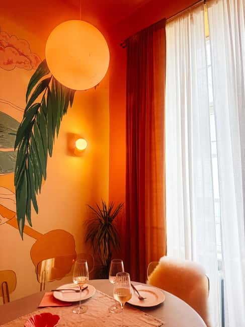 Berlin Wall Wine Tasting: Cold War History and Wine & Cheese - Key Highlights at a Glance