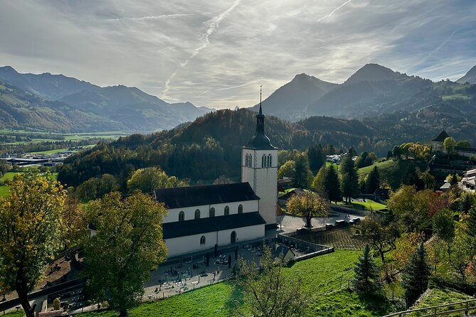 Bern Private Tour - Gruyères , Cheese, and Lavaux's UNESCO Wine - Golden Pass Express: Montbovon to Montreux with real scenery time