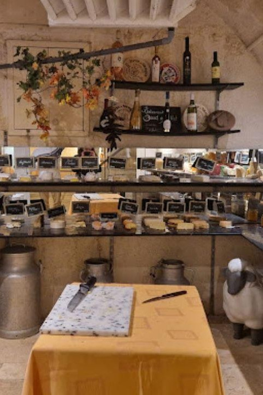 Bordeaux Gourmet Experience: Cheese & Wine Tasting - What You Taste: 9 AOC Cheeses and 3 Bordeaux Wines