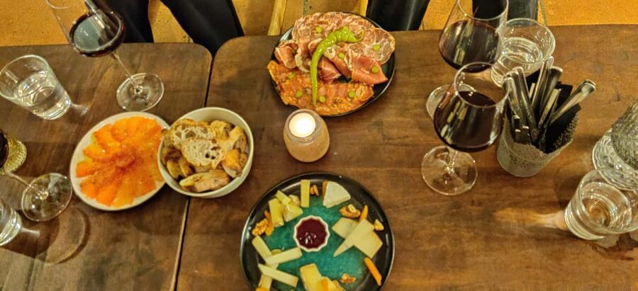 Bordeaux Night Walk ending with Wine and cheese Tasting - Place de la Bourse and the Paris Connection