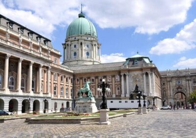 Budapest Private Tuk Tuk Tour with Wine Tasting and Cheese Platter - Price and value: what $165.36 buys you for 2.5 hours