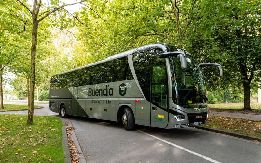 Bulnes: Excursion with funicular and Cabrales cheese cave in the Picos de Europa - A Full-Day Route from Poncebos to Bulnes and Cabrales Cheese