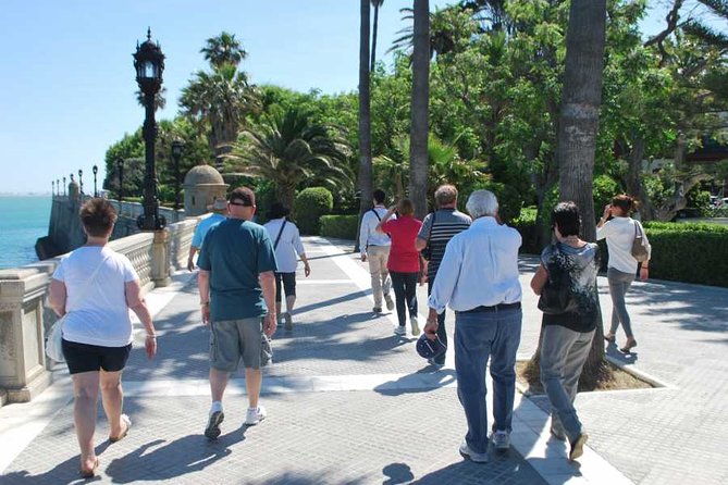 Cadiz Shore Excursion: Scenic & walking tour with cheese and sherry tasting - The sherry-and-cheese finish: more than a snack stop