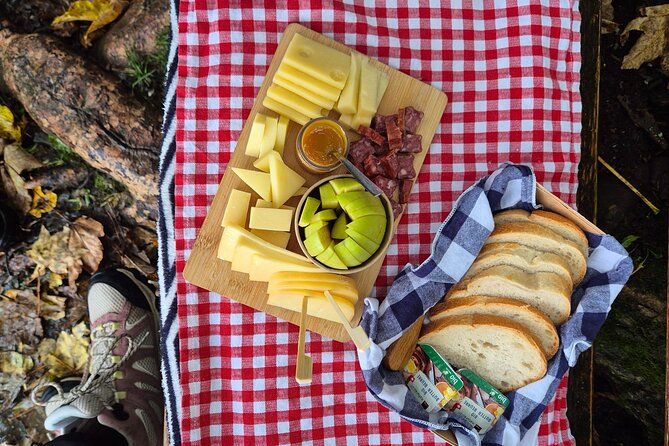 Cheese and chocolate on mountain summit - Chocolate degustation with a gift-ready strategy