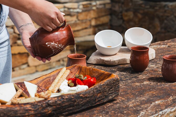Cheese and Wine Tasting (Guided Tour INCLUDED) - Diaseli Cheese and Wine Tasting on Ios: The Real-Life Mix of Learning and Eating