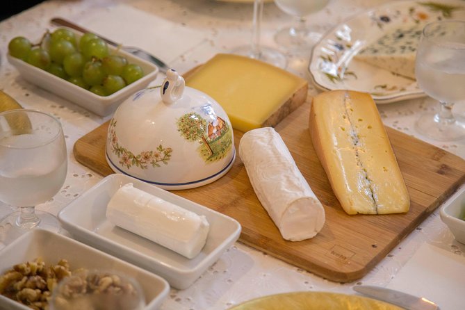 Cheese and Wine Tasting in the Latin Quarter with Chef Alex - Chef Alex’s Restaurant: Cozy Seating and a Tasting That Builds