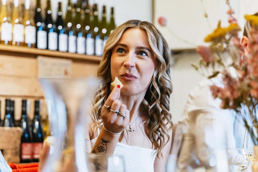 Cheese & Wine Tasting in Montmartre with Local Cheesemonger - Key things that make this tasting worth your time