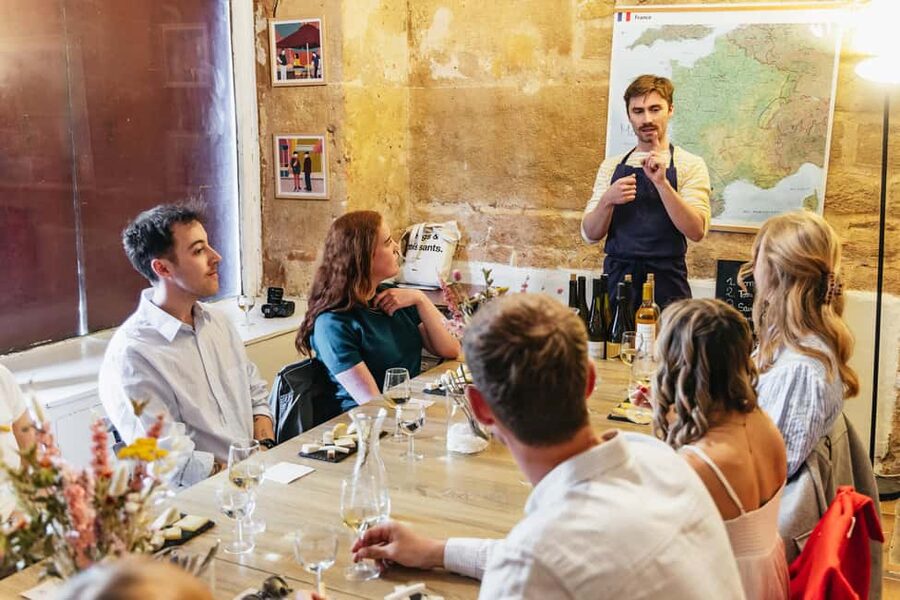 Cheese & Wine Tasting in Montmartre with Local Cheesemonger - Eight cheeses in one session: how the variety teaches you faster