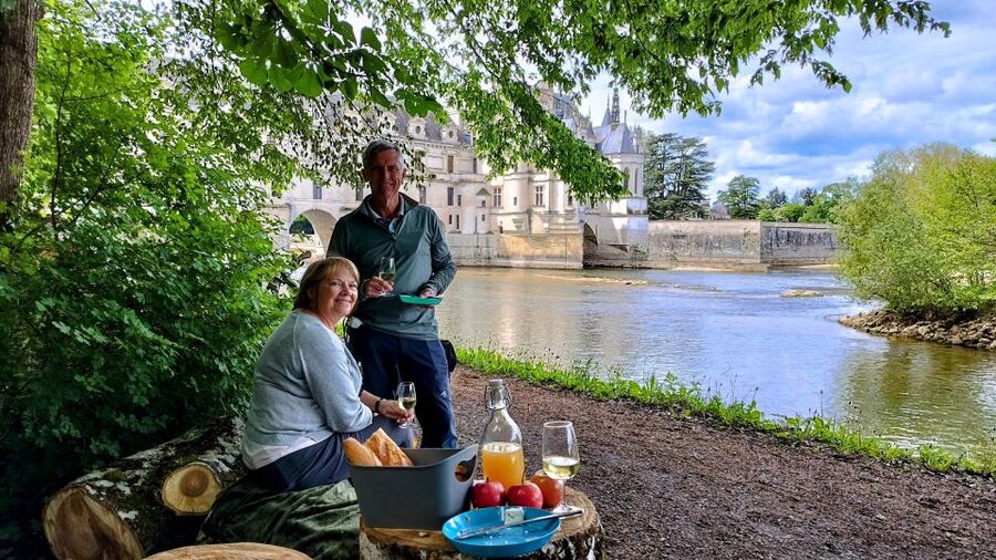 Chenonceau: guided ebike ride and wine & cheese picnic lunch - Thésée to Bourré: Roman roads and the kind of stops that change the day