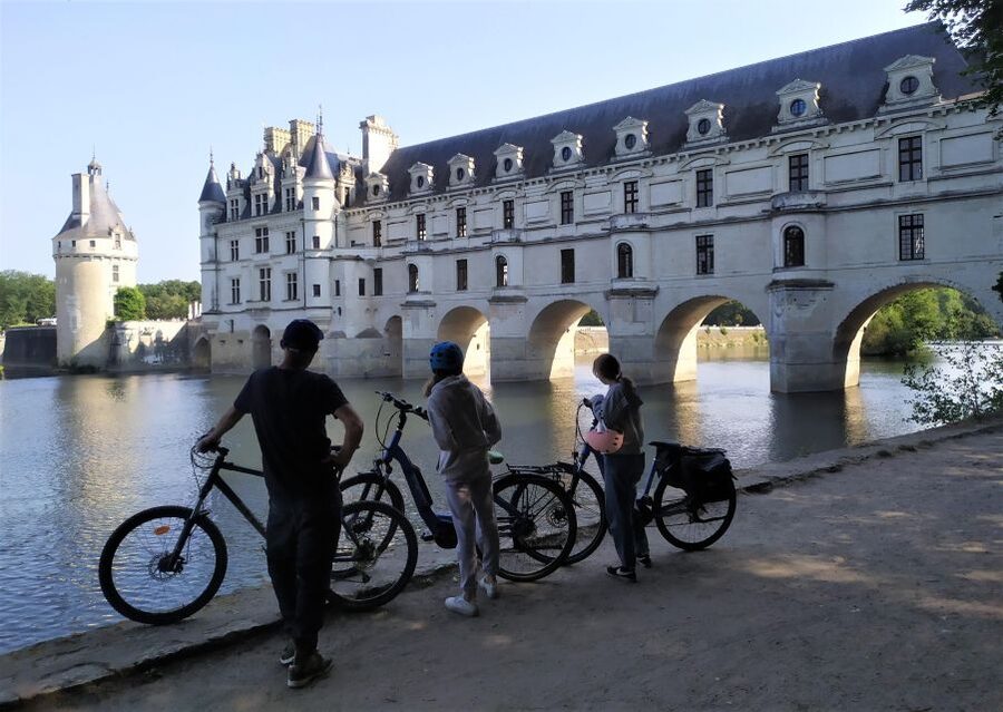 Chenonceau: guided ebike ride and wine & cheese picnic lunch - Price and Logistics: is $97 a fair deal for what you get?