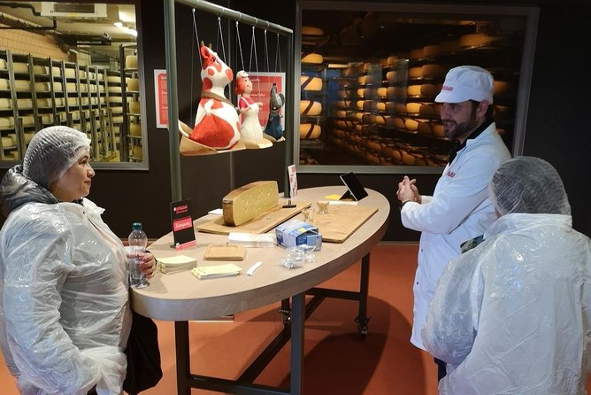 Chocolate, Cheese and Wine Tour in Luzern region - Weather-Adjusted Planning and a Chance for Towns or Nature