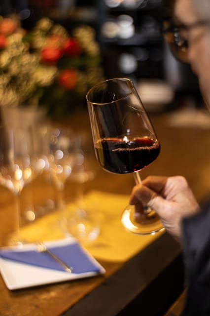 Como: Wine Tasting Experience with Cheese and Cold Cuts - Who this Como wine-and-cheese experience suits best