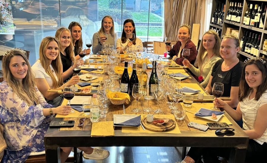 Como: Wine Tasting Experience with Cheese and Cold Cuts - The 1.5 to 2 hour rhythm: 4 wines vs 7 wines