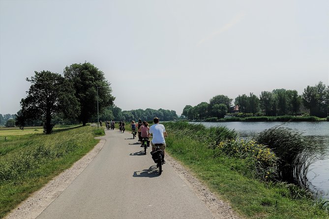 Countryside Bike Tour from Amsterdam: Cheese, Clogs & a Windmill - Waterland countryside and Broek in Waterland: where the ride turns scenic