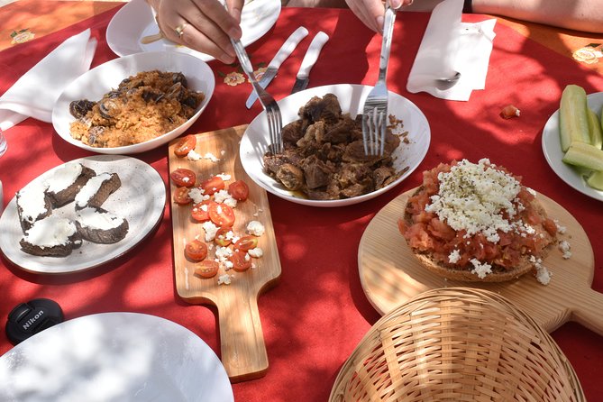 Cretan Farm Tour with Cheese-Making, Olive Oil Tasting & Picnic - Lunch picnic in the olive groves: what’s included and how it feels