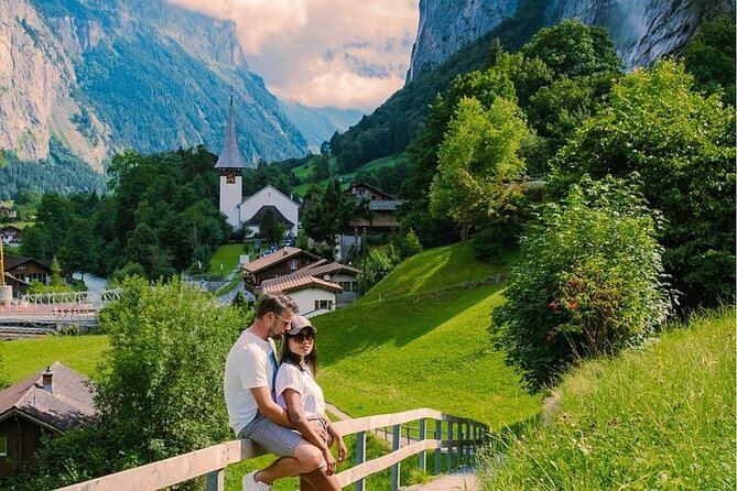 Discover Lauterbrunnen with CHEESE & CHOCOLATE - What to wear and bring for Trümmelbachfalle