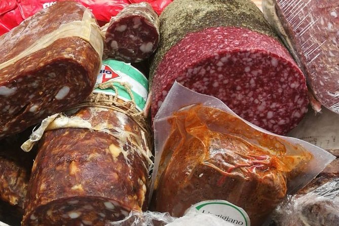 DISCOVER SORRENTO, food &Walking tour . Lemons-cheese&olive oil - Group Size and Tour Feel: Small Is the Point