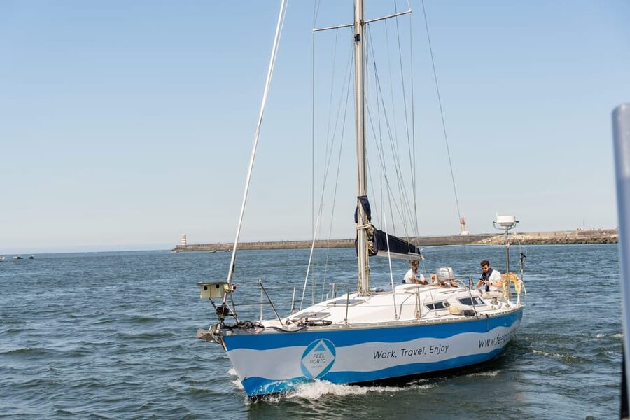 Douro River Cruise with Cheese & Tonic Porto in a Sailboat - A 2-Hour Douro Sail With Port Tonic and Cheese Snacks