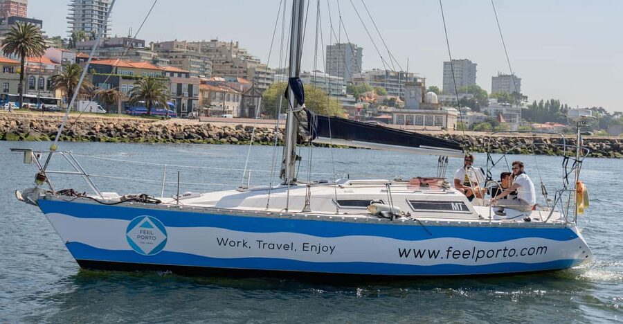 Douro River Cruise with Cheese & Tonic Porto in a Sailboat - Where the Cruise Starts: R. da Praia to São Pedro da Afurada