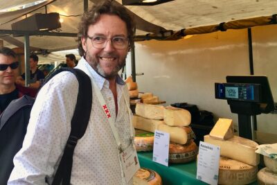 Exclusive Cheese Walk & Dutch Wine Discovery - Negen Straatjes: Two Cheese Shops, Real Buying Tips