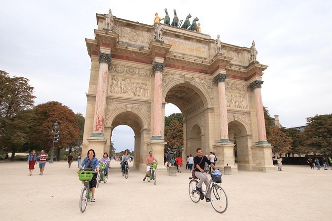 First Day Bike Tour, Top Sights, hidden gems, Wine&Cheese picnic - Should you book this tour on your first trip to Paris?