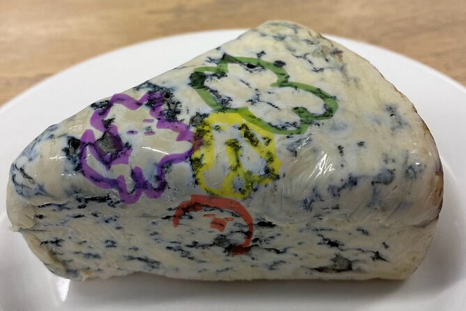 Fortune Reading with Cheese in Chicago - Key Points Before You Go