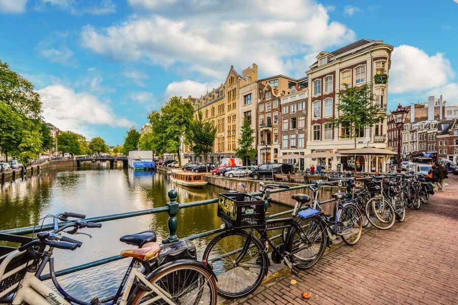 From Brussels: Cheese, Clogs & Windmills Amsterdam Day Trip - How to Use Your 3.5 Hours Wisely (Without Getting Lost)