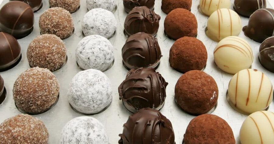 From Geneva: Gruyères Private Tour Cheese & Chocolat Factory - Small but meaningful details to pay attention to
