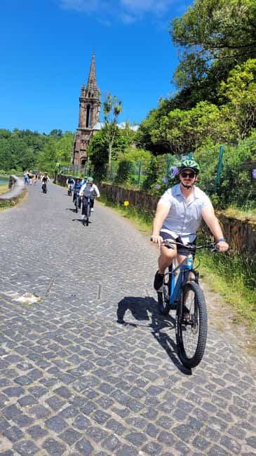 Furnas: Guided E-bike Tour with Cheese Tasting - Meeting at Furnas Lake Adventure Park and getting set up fast