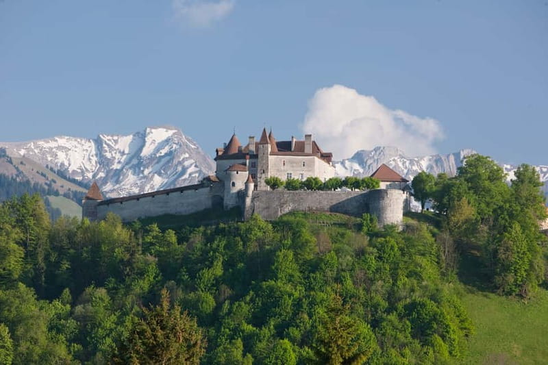 Geneva: Gruyères Tour with Chocolate, Cheese & Golden Train - Who this Gruyères chocolate and cheese day fits best