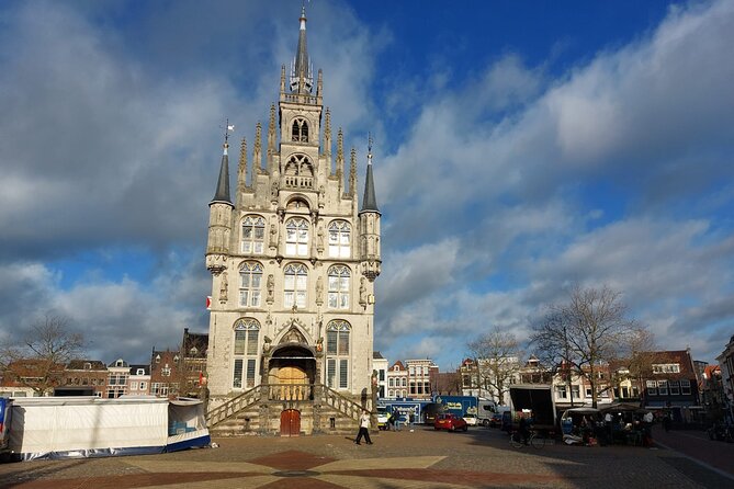 Gouda Cheese and Delft Blue: Full-Day Private Tour - Prinsenhof and Delfland: the politics behind the pretty façade