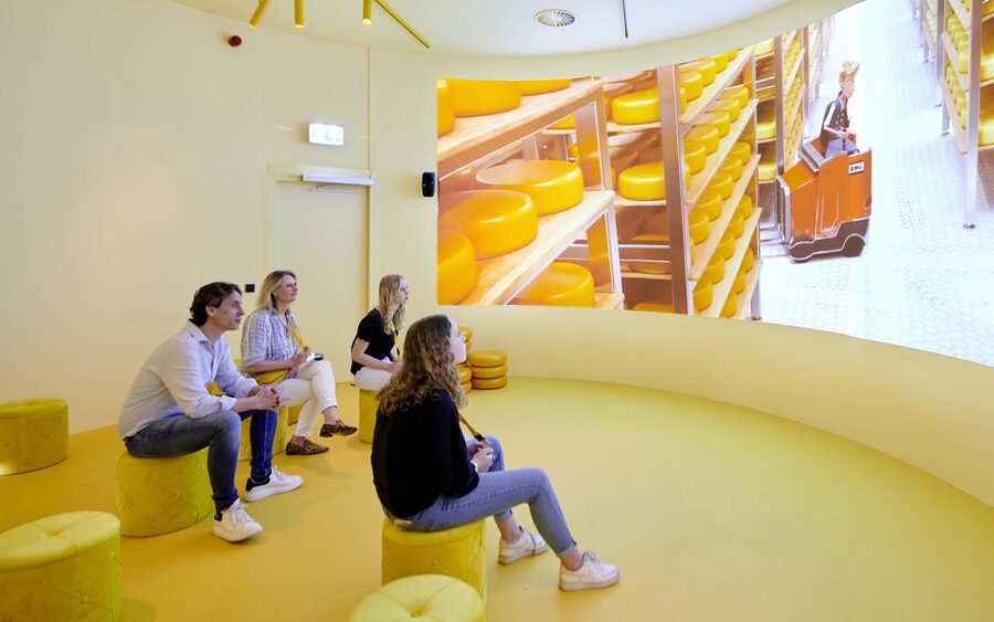 Gouda: Gouda Cheese Experience Entry Ticket - Following One Wheel’s Lifespan: Polder to Market to You