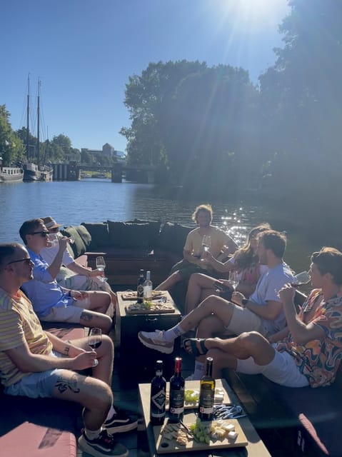Groningen: Evening Cheese and Wine cruise - Why an evening cruise is a smart way to see Groningen
