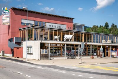 Gruyères, Cheese Factory & Maison Cailler Day Trip from Bern - Meeting point in Bern: start where the local flow is easiest