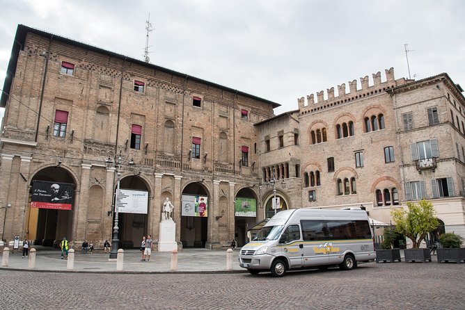 Guided group tour TastyBus: Parmesan Cheese and Parma Ham - Who This Tour Fits Best (and Who Might Skip It)